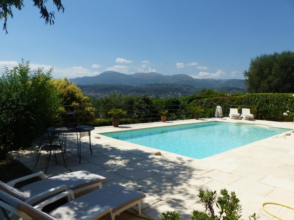 Les Collines De St Paul Bed & Breakfast แซงต์-ปอล-เดอ-วองส์ ภายนอก รูปภาพ