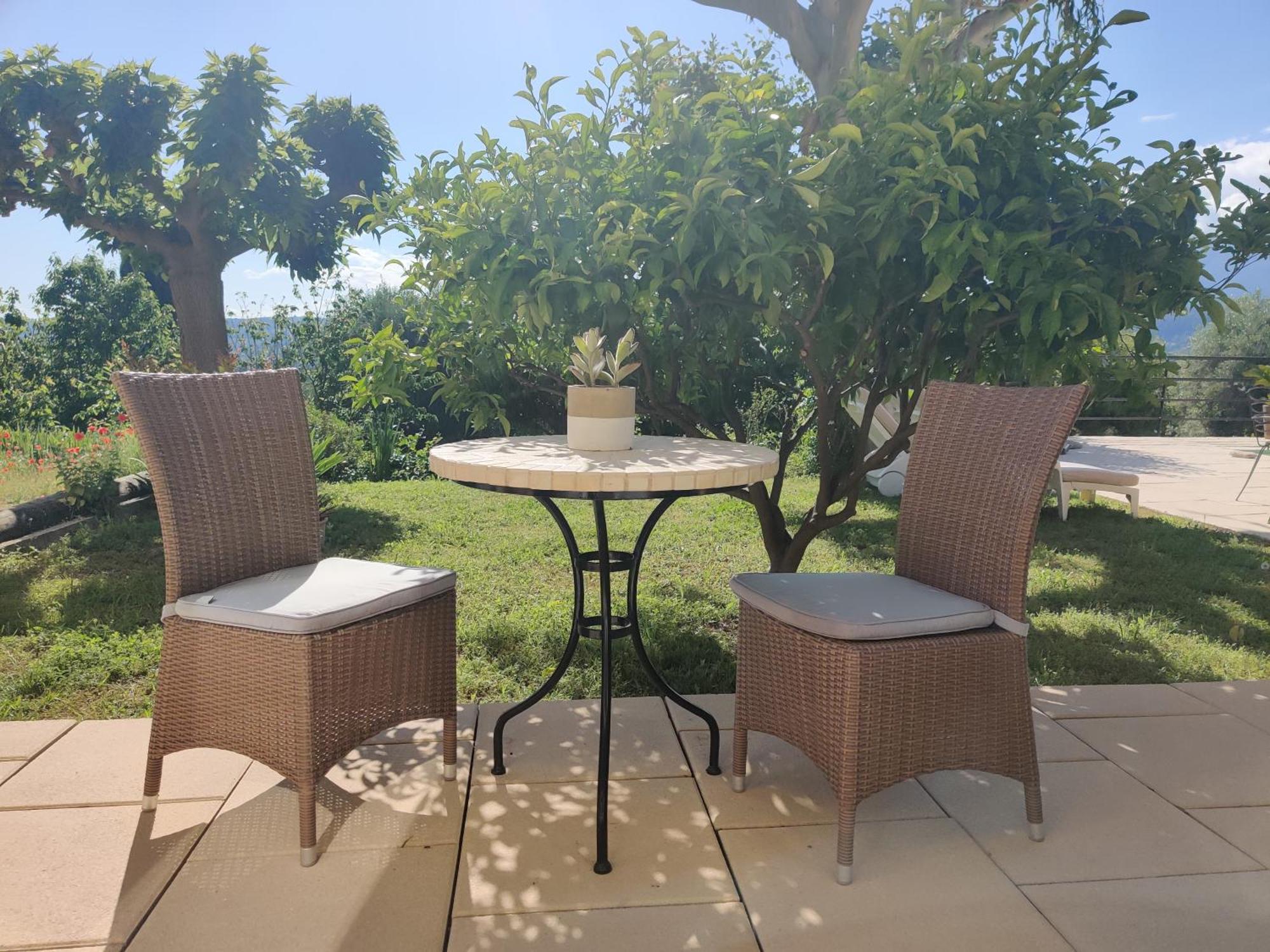 Les Collines De St Paul Bed & Breakfast แซงต์-ปอล-เดอ-วองส์ ภายนอก รูปภาพ